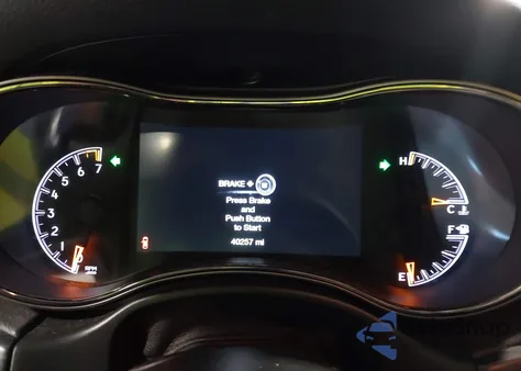 2020 Jeep Grand Cherokee Limited X 4X4 z USA, uszkodzony, nr VIN 1C4RJFBG0LC370594